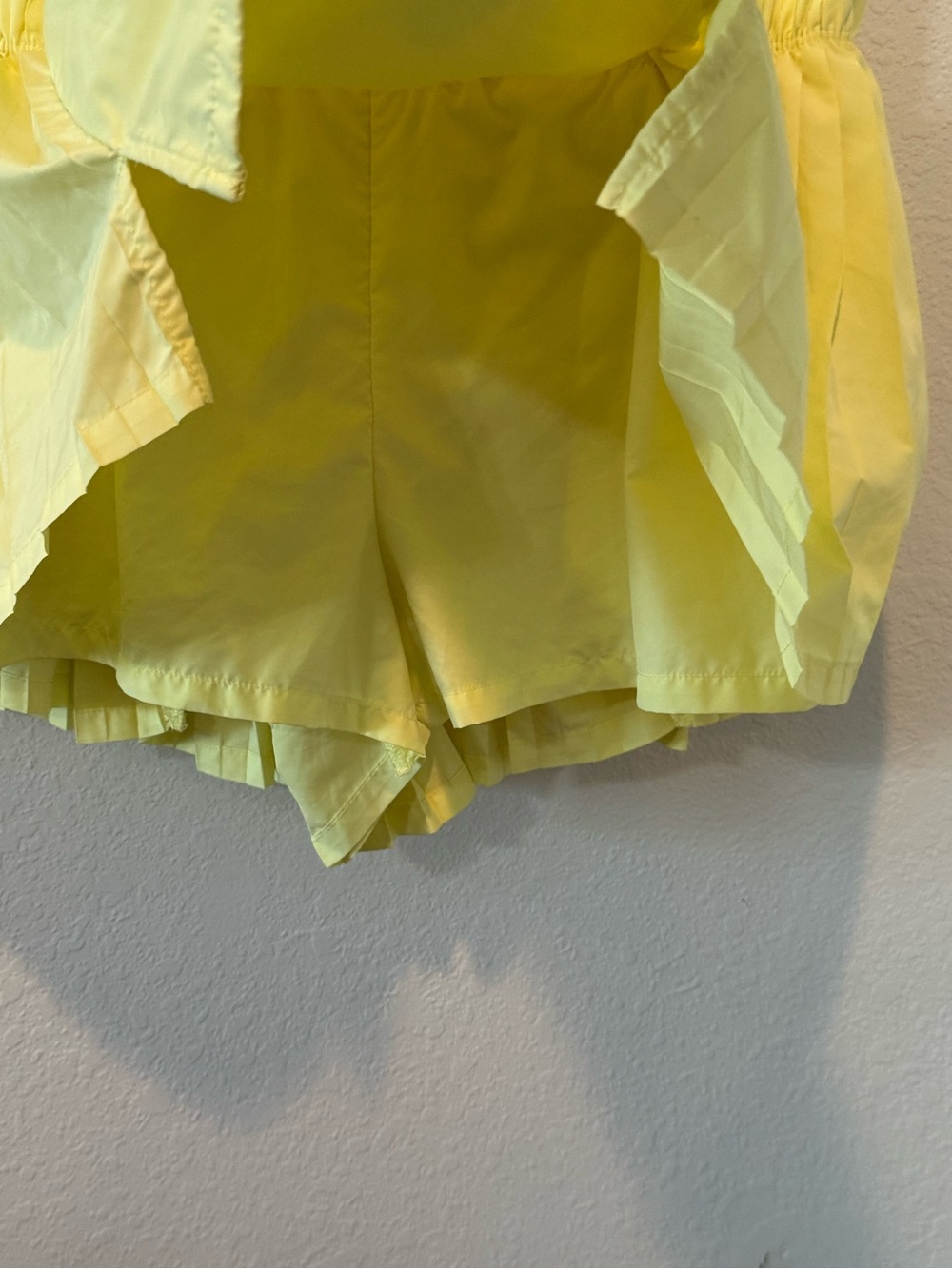 Free People FP Movement Pleated Yellow Women’s Shorts Skort Skirt - Picture 4 of 6